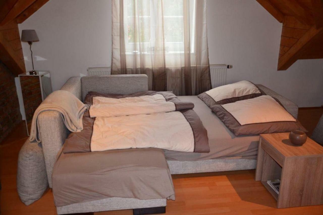 Apartment Lovely